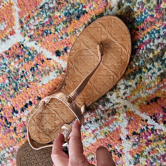 Kate Spade rose gold t-strap sandals - Picture 10 of 14